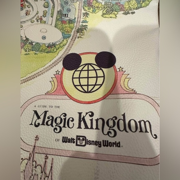 Disney Magic Kingdom Park Purchase Tote/Backpack Map pattern - Picture 5 of 6